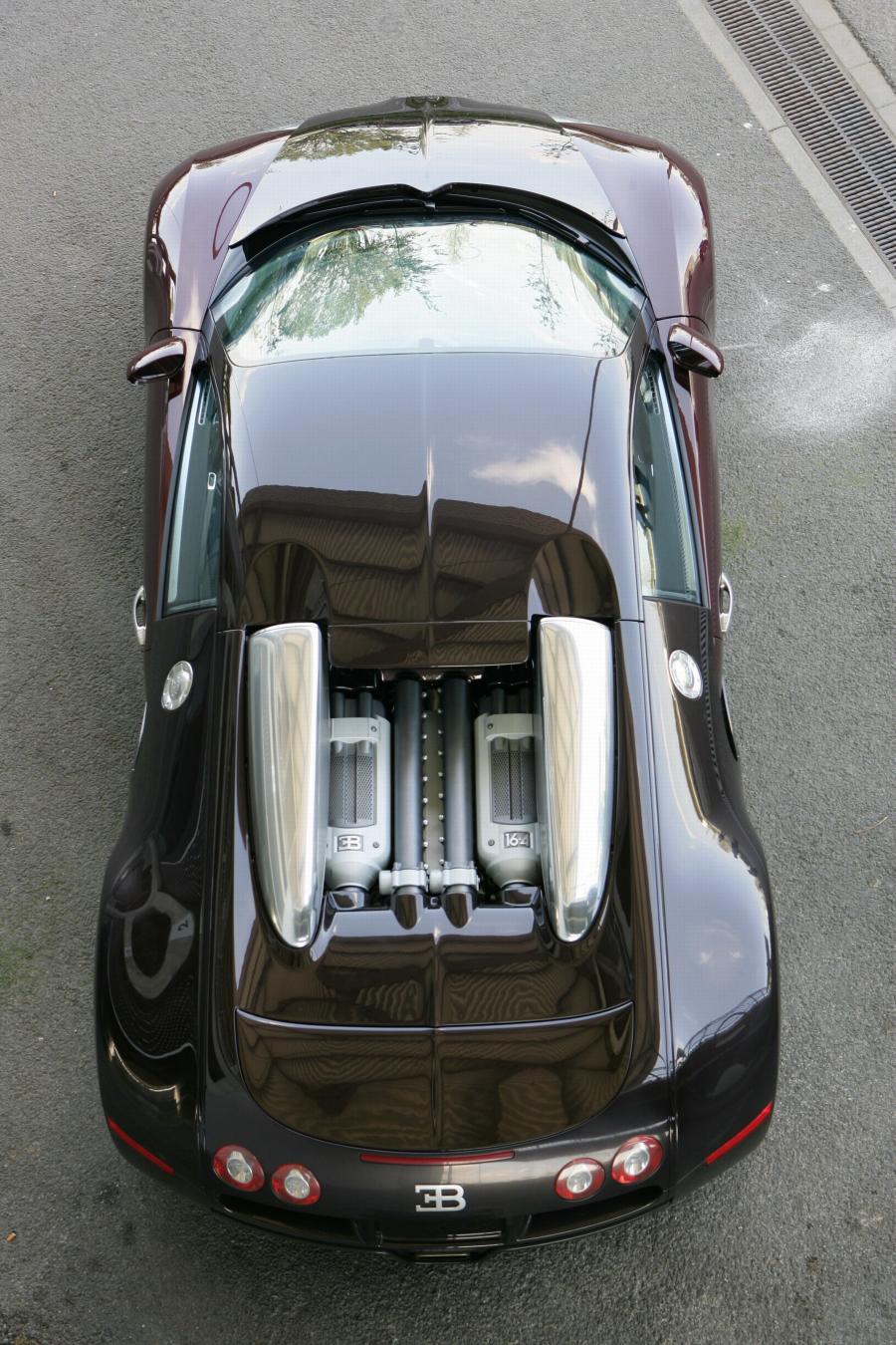  Bugatti Veyron 16.4 2005 года  (фото 73 из 98)